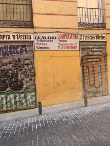 compra y venta antiguedades calle rodrigo de guevara