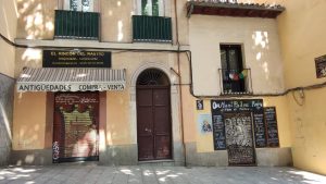 el rincon del rastro calle de la ribera de curtidores.