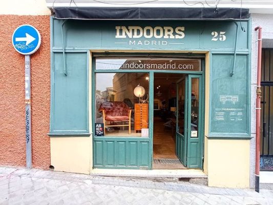 Indoors Madrid (2)