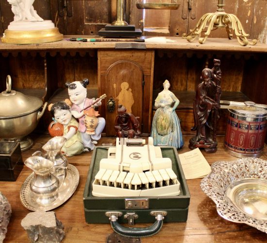 Palacios Antiques (4)